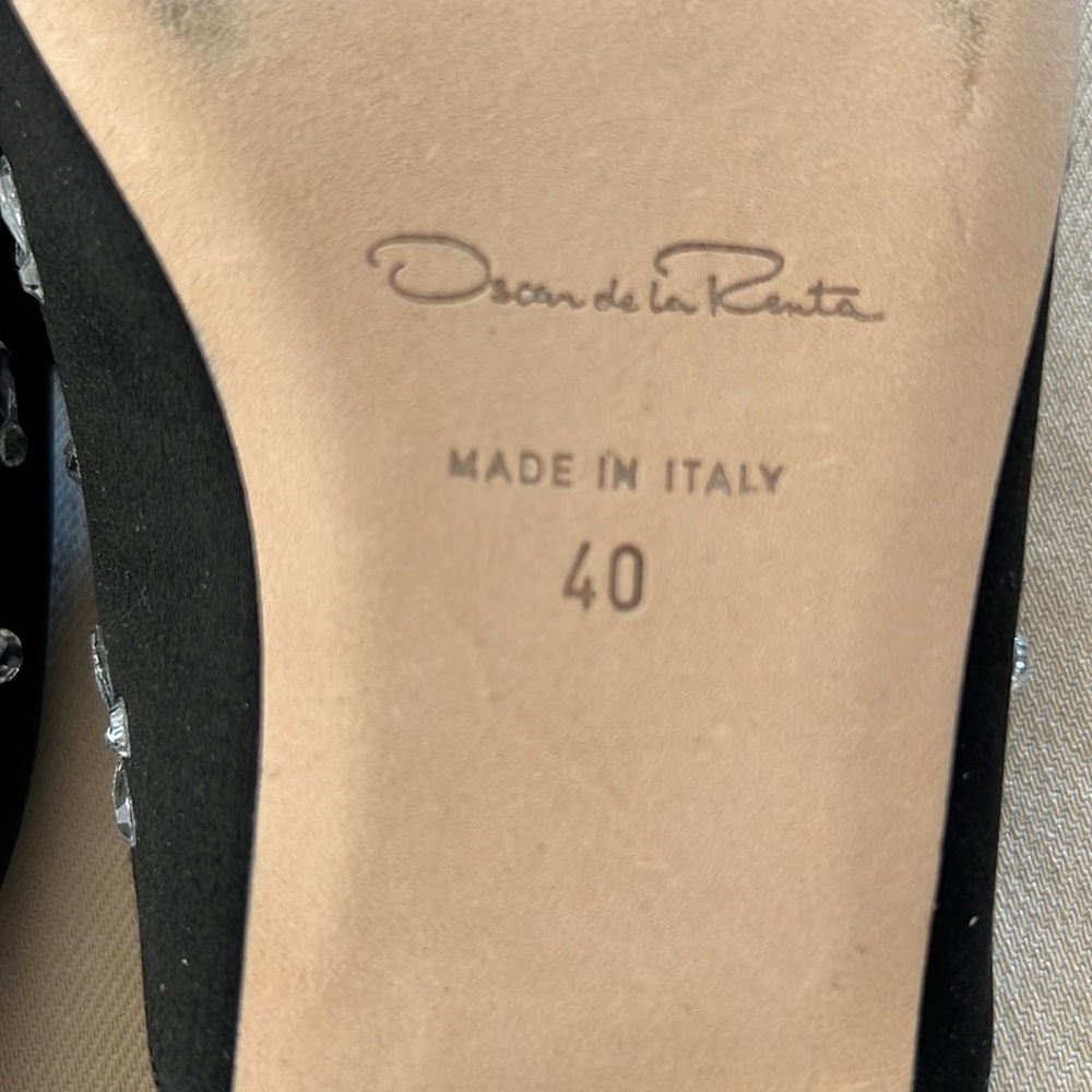 Oscar de la Renta Audrey Slides - Picture 9 of 13